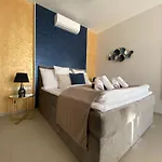 Casablanca Vendeghaz 5* Abádszalók