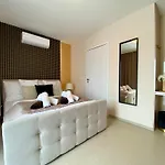 Casablanca Vendeghaz 5*