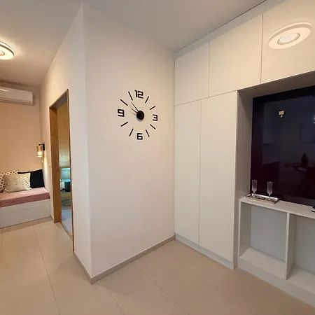 Casablanca Vendeghaz 5* Abádszalók