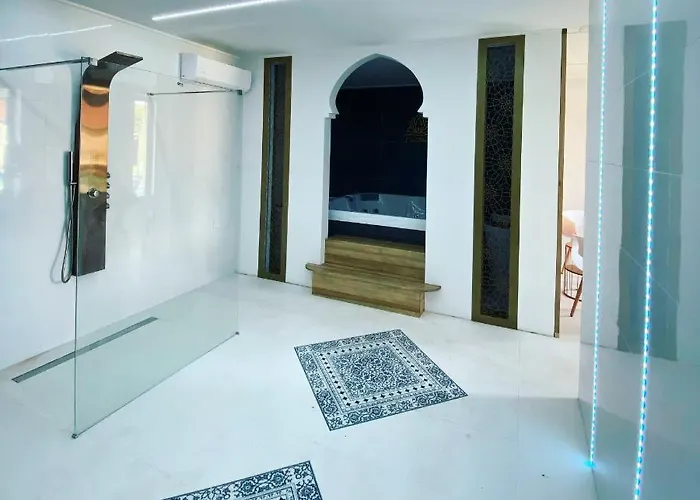 Casablanca Vendeghaz Abádszalók