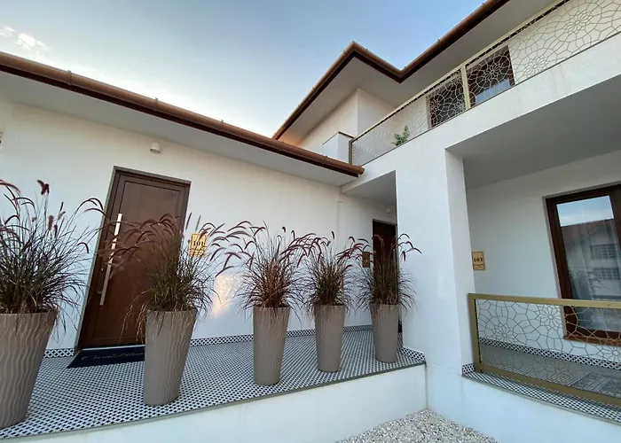 Casablanca Vendeghaz מלון Abádszalók