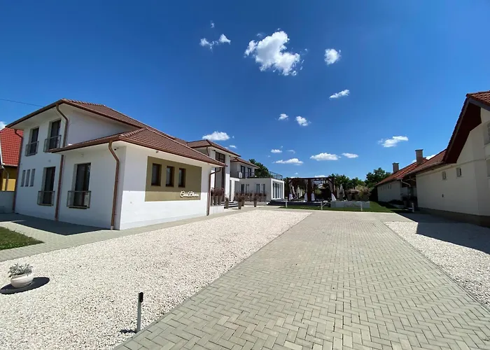 Casablanca Vendeghaz 5* Abádszalók