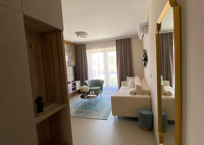Casablanca Vendeghaz מלון Abádszalók